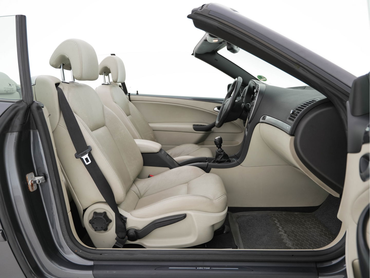 Saab 9-3 Cabrio 1.9 TiD Vector *NAVI-FULLMAP | SOFT-LEATHER | ECC | PDC | CRUISE | TOWBAR | COMFORT-SEATS | 17''ALU*