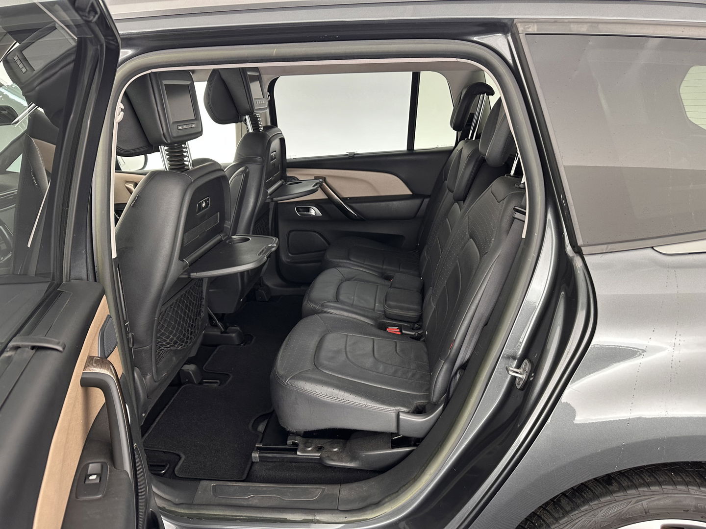 Citroën Grand C4 Picasso 2.0 BlueHDi Intensive [ 7-PERS ] *LUXURY-LEATHER| DIGI-COCKPIT | MEMORY-PACK | CAMERA | KEYLESS | HEATED-MASSAGE-COMFORT-SEATS | INFOTAINMENT-PACK | NAVI-FULLMAP | ECC | TOWBAR | 17''ALU *