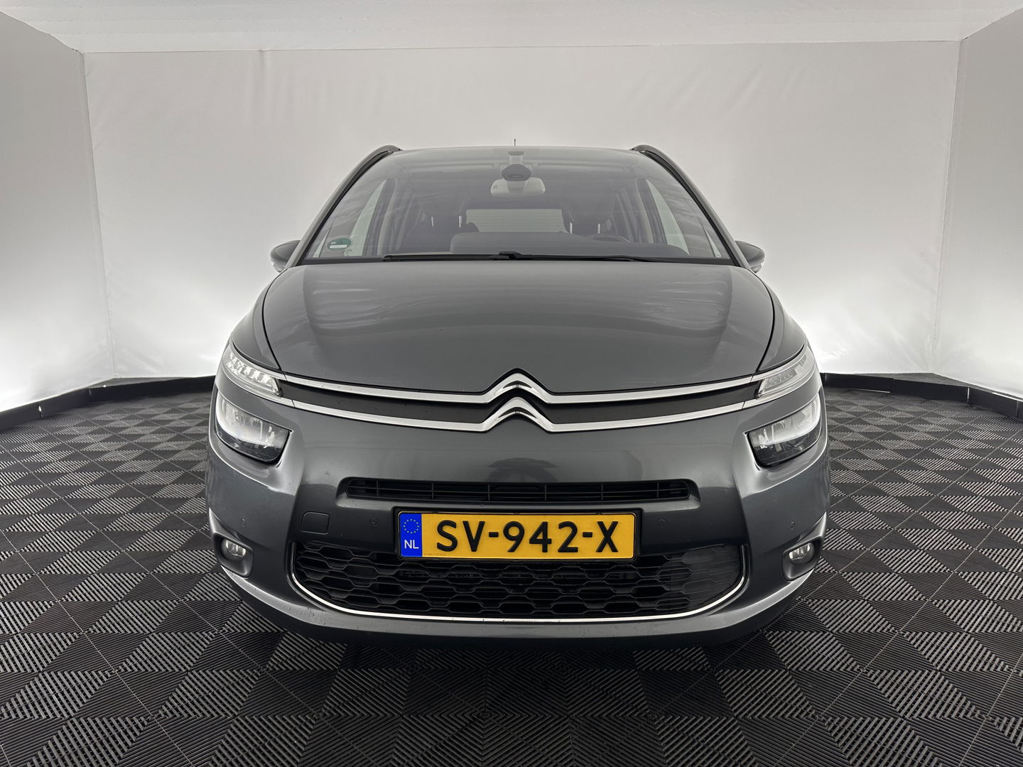 Citroën Grand C4 Picasso 2.0 BlueHDi Intensive [ 7-PERS ] *LUXURY-LEATHER| DIGI-COCKPIT | MEMORY-PACK | CAMERA | KEYLESS | HEATED-MASSAGE-COMFORT-SEATS | INFOTAINMENT-PACK | NAVI-FULLMAP | ECC | TOWBAR | 17''ALU *