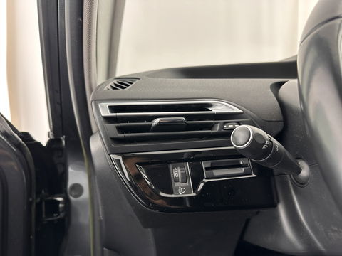 Citroën Grand C4 Picasso 2.0 BlueHDi Intensive [ 7-PERS ] *LUXURY-LEATHER| DIGI-COCKPIT | MEMORY-PACK | CAMERA | KEYLESS | HEATED-MASSAGE-COMFORT-SEATS | INFOTAINMENT-PACK | NAVI-FULLMAP | ECC | TOWBAR | 17''ALU *