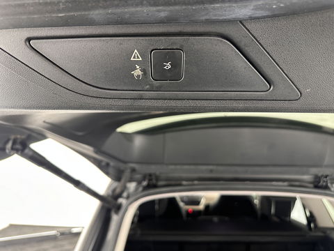 Citroën Grand C4 Picasso 2.0 BlueHDi Intensive [ 7-PERS ] *LUXURY-LEATHER| DIGI-COCKPIT | MEMORY-PACK | CAMERA | KEYLESS | HEATED-MASSAGE-COMFORT-SEATS | INFOTAINMENT-PACK | NAVI-FULLMAP | ECC | TOWBAR | 17''ALU *