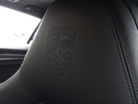 Porsche Panamera Sport Turismo 4.0 Turbo S E-hybrid V8 680PK+ / CERAMIC / CARBON / LED
