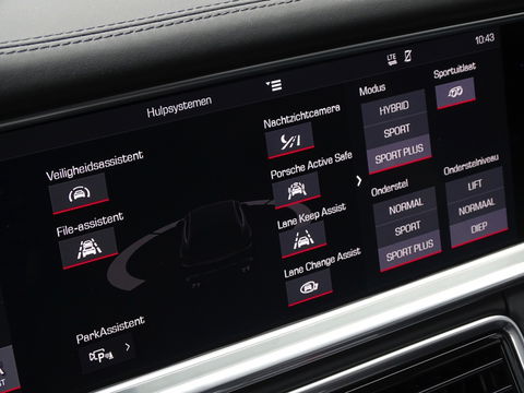 Porsche Panamera Sport Turismo 4.0 Turbo S E-hybrid V8 680PK+ / CERAMIC / CARBON / LED