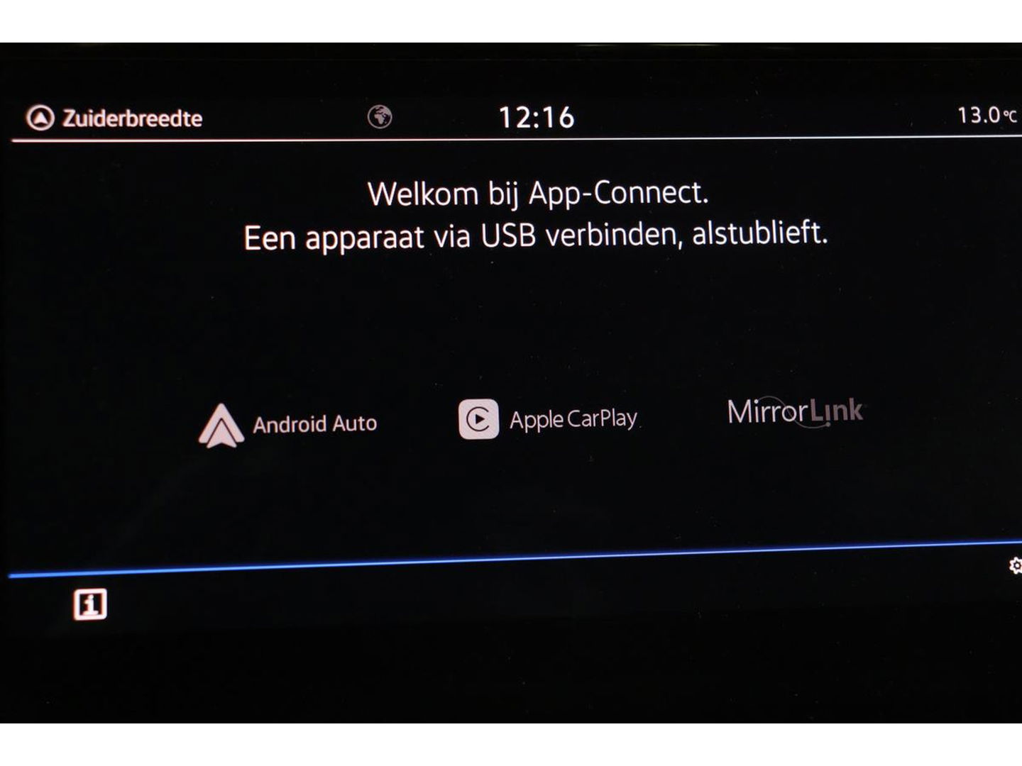 Volkswagen Passat 1.5 TSI R Line | Stoelverwarming | Matrix LED | Adaptive cruise | Carplay | Leder/Alcantara | Navigatie | Parkeerhulp