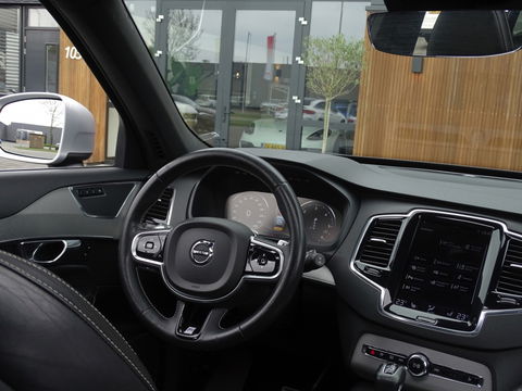 Volvo XC90 2.0 D5 225PK automaat AWD / R-Design / LED