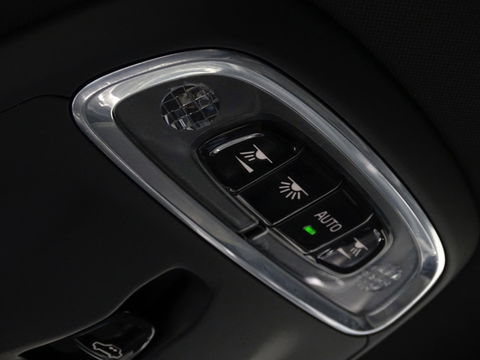 Volvo XC90 2.0 D5 225PK automaat AWD / R-Design / LED