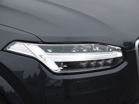 Volvo XC90 2.0 D5 225PK automaat AWD / R-Design / LED