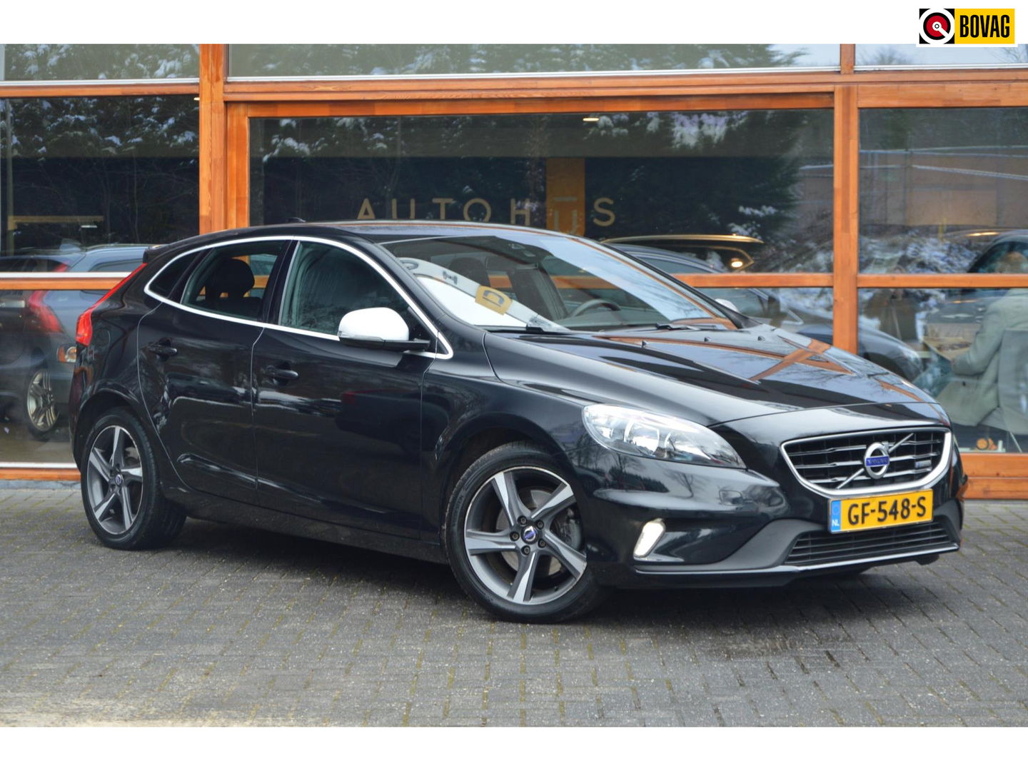 Volvo V40 T4 Automaat R-Design | 180PK | Parkeersensoren | Navigatie | Bluetooth streaming