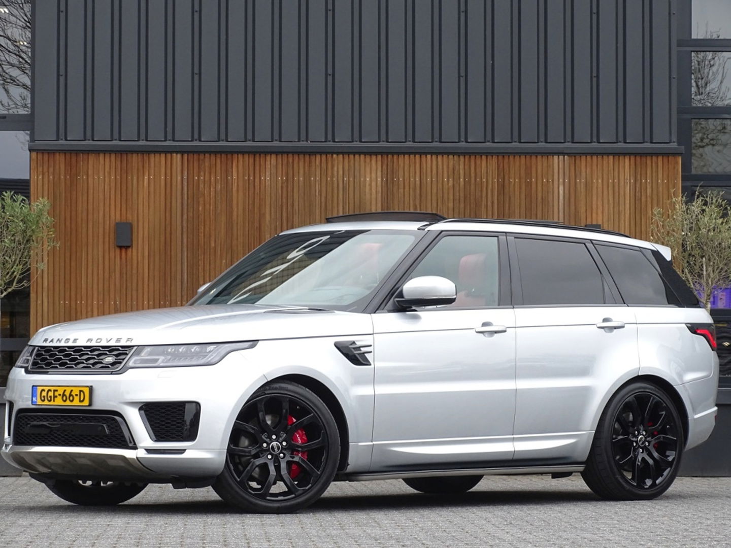 Land Rover Range Rover Sport P400e 405PK Hybrid HSE / LED