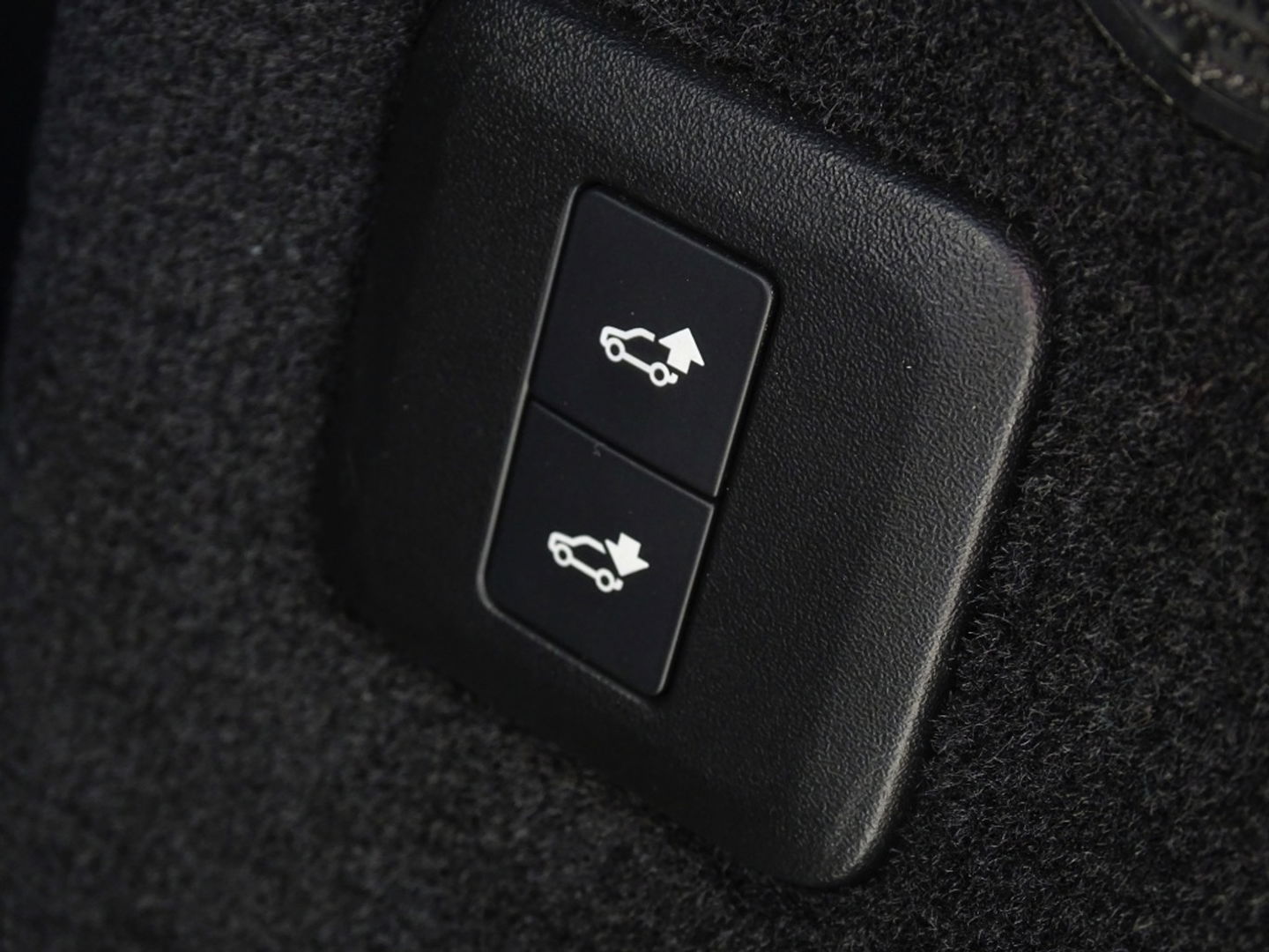 Land Rover Range Rover Sport P400e 405PK Hybrid HSE / LED