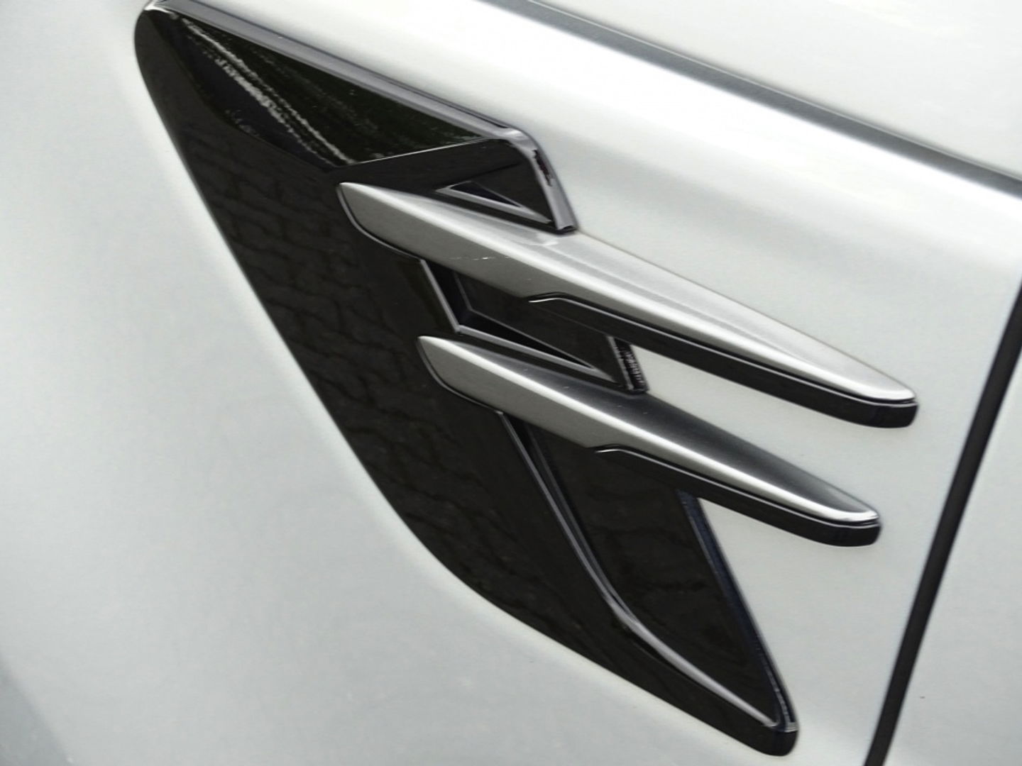 Land Rover Range Rover Sport P400e 405PK Hybrid HSE / LED