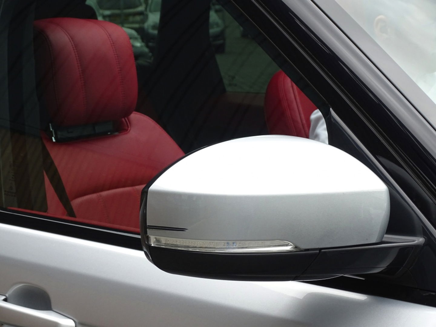 Land Rover Range Rover Sport P400e 405PK Hybrid HSE / LED