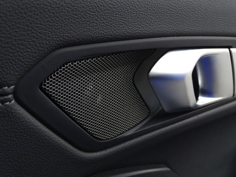BMW 3-serie 330e 292PK / High Executive / M-sport / LASER