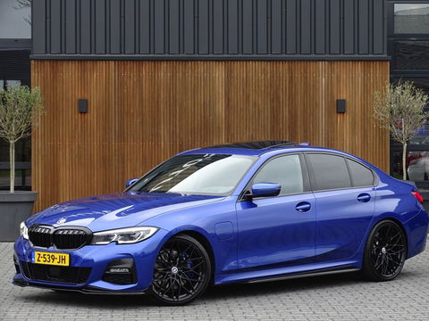 BMW 3-serie 330e 292PK / High Executive / M-sport / LASER