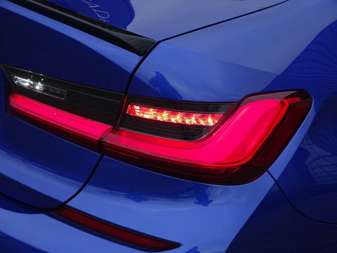 BMW 3-serie 330e 292PK / High Executive / M-sport / LASER