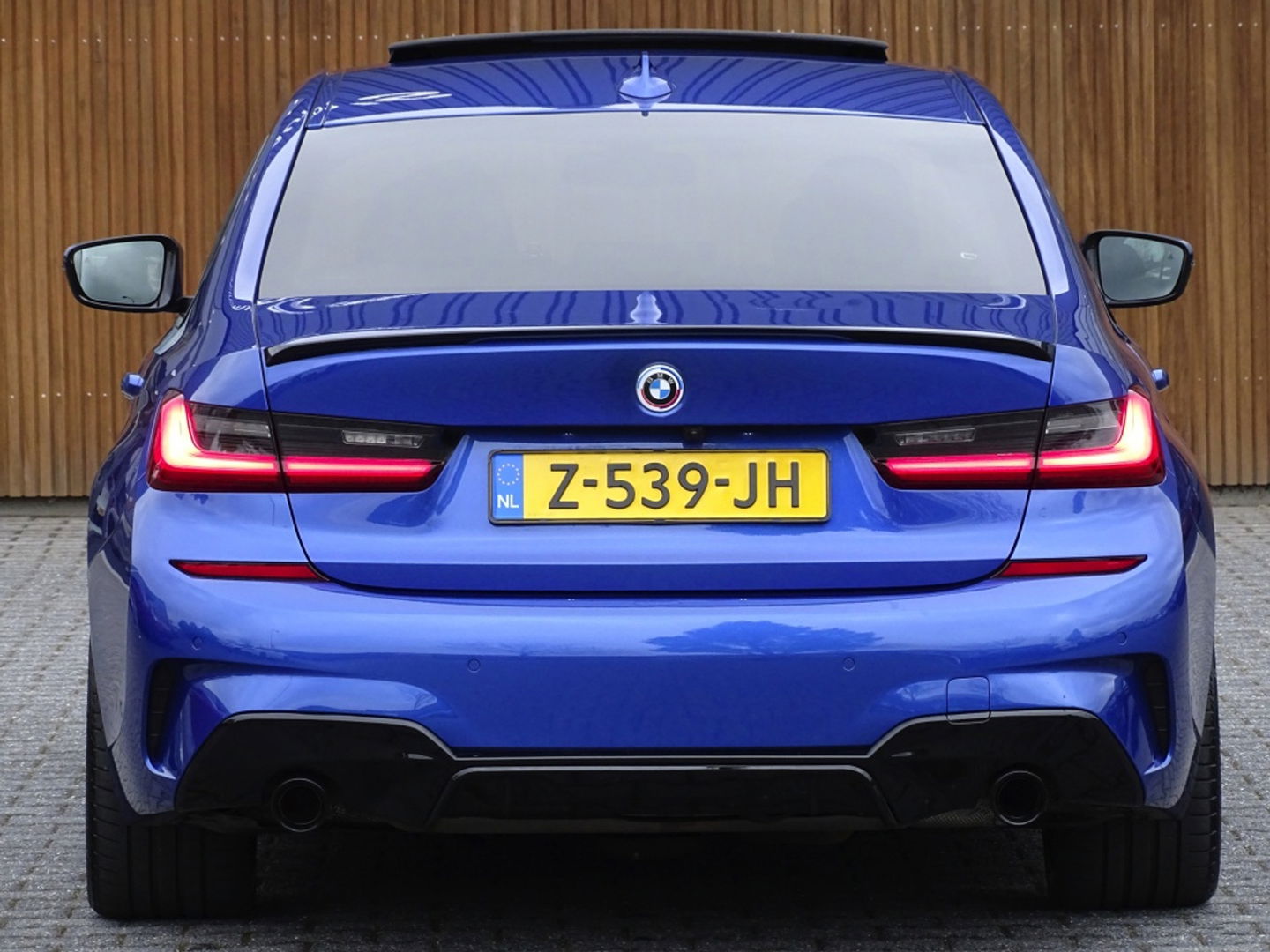 BMW 3-serie 330e 292PK / High Executive / M-sport / LASER