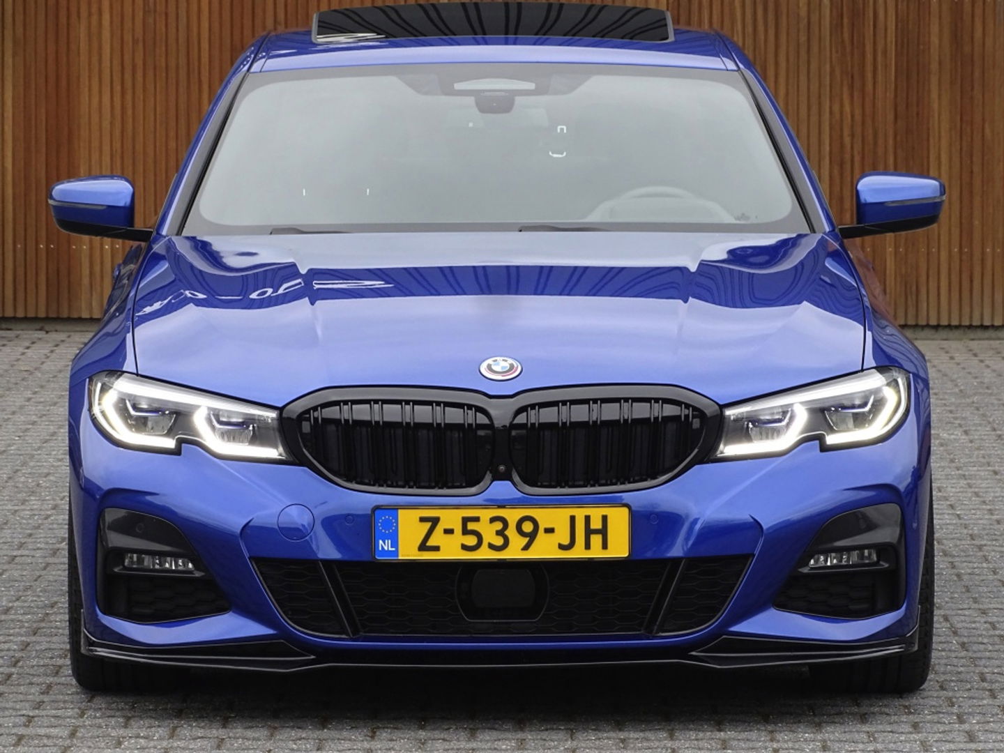 BMW 3-serie 330e 292PK / High Executive / M-sport / LASER