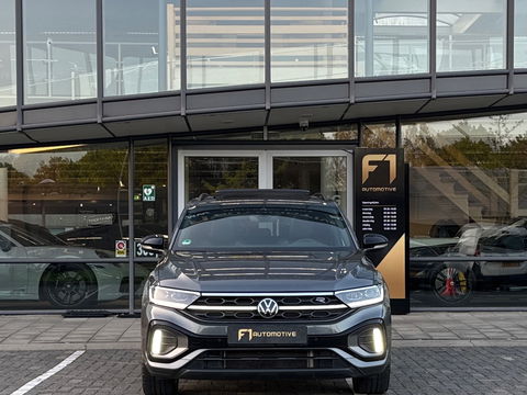 Volkswagen T-Roc 1.5 TSI R-Line Pano|Keyless|Sfeer|Camera|IQ