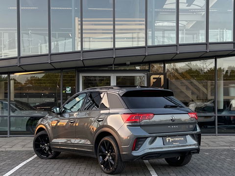 Volkswagen T-Roc 1.5 TSI R-Line Pano|Keyless|Sfeer|Camera|IQ