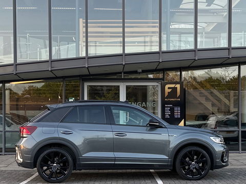 Volkswagen T-Roc 1.5 TSI R-Line Pano|Keyless|Sfeer|Camera|IQ