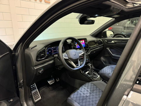 Volkswagen T-Roc 1.5 TSI R-Line Pano|Keyless|Sfeer|Camera|IQ