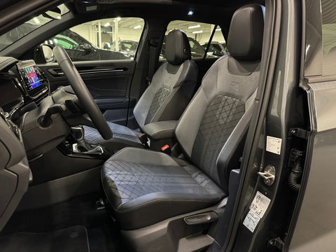 Volkswagen T-Roc 1.5 TSI R-Line Pano|Keyless|Sfeer|Camera|IQ