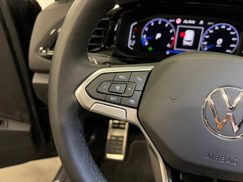 Volkswagen T-Roc 1.5 TSI R-Line Pano|Keyless|Sfeer|Camera|IQ