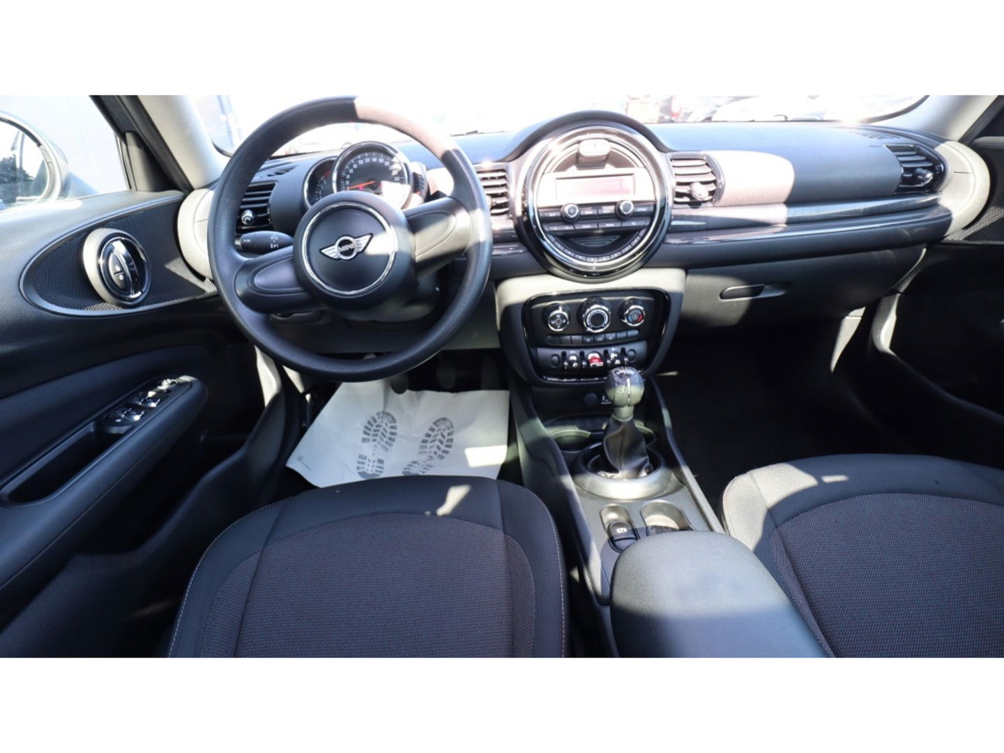 MINI Clubman 1.5 Cooper Pepper | PDC | Media | Panoramadak |