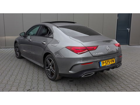 Mercedes-Benz CLA-Klasse 250 e Bns Sol AMG Ld | Pano | Sfeer | Keyless | Camera