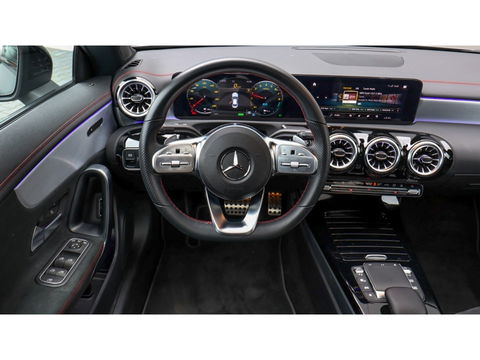 Mercedes-Benz CLA-Klasse 250 e Bns Sol AMG Ld | Pano | Sfeer | Keyless | Camera