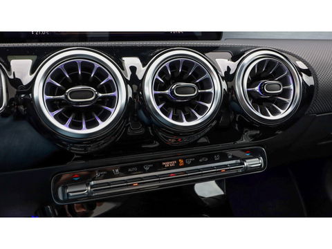 Mercedes-Benz CLA-Klasse 250 e Bns Sol AMG Ld | Pano | Sfeer | Keyless | Camera
