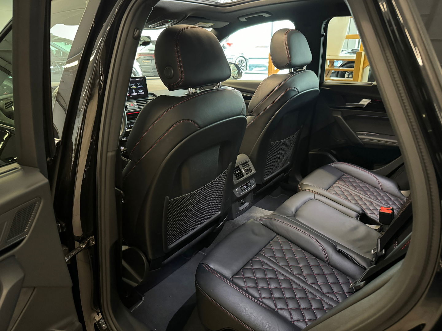 Audi Q5 55 TFSI e S-Line|Pano|RS Seat|HuD|B&O|Trekhaak|Lucht