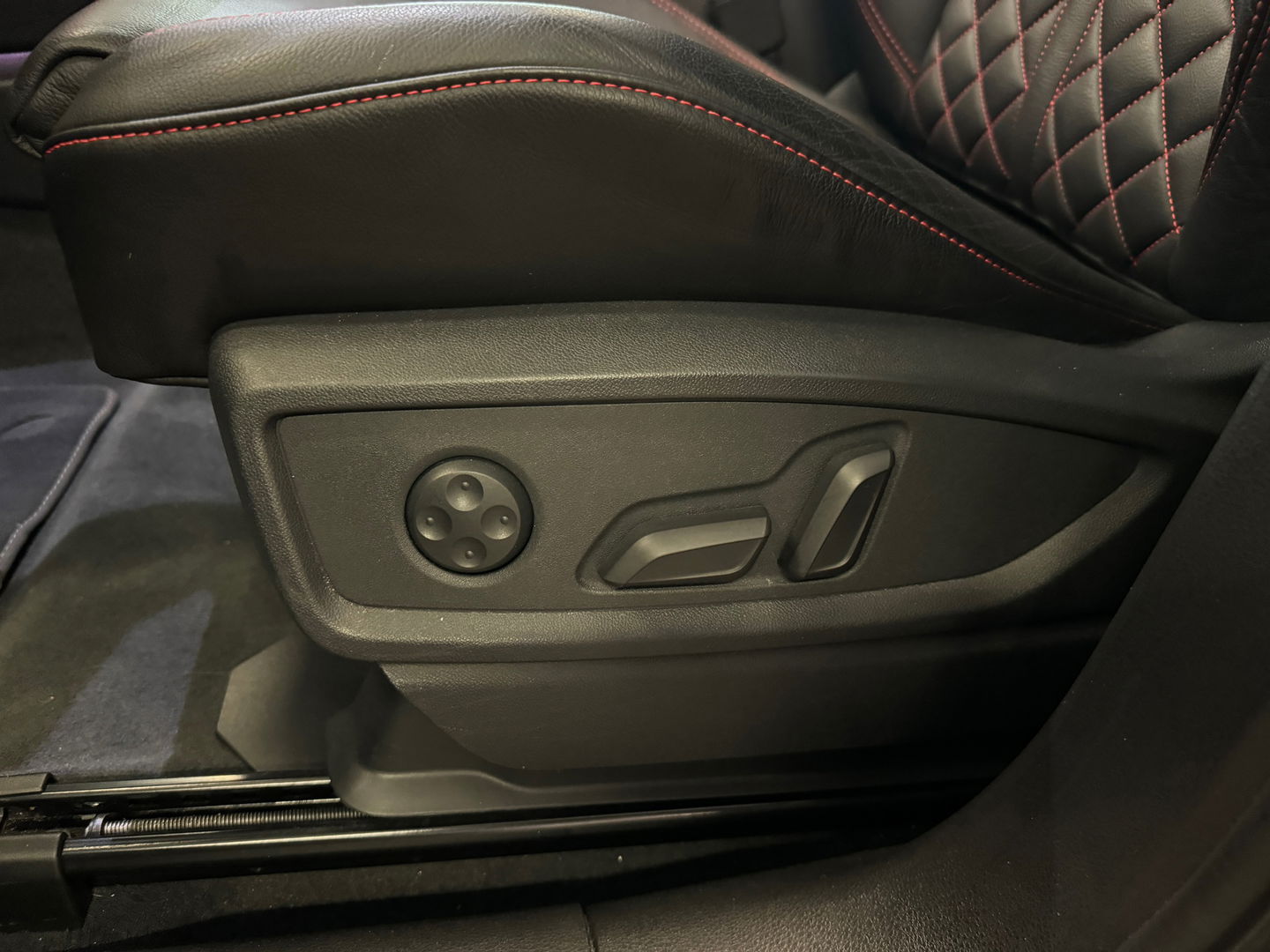 Audi Q5 55 TFSI e S-Line|Pano|RS Seat|HuD|B&O|Trekhaak|Lucht
