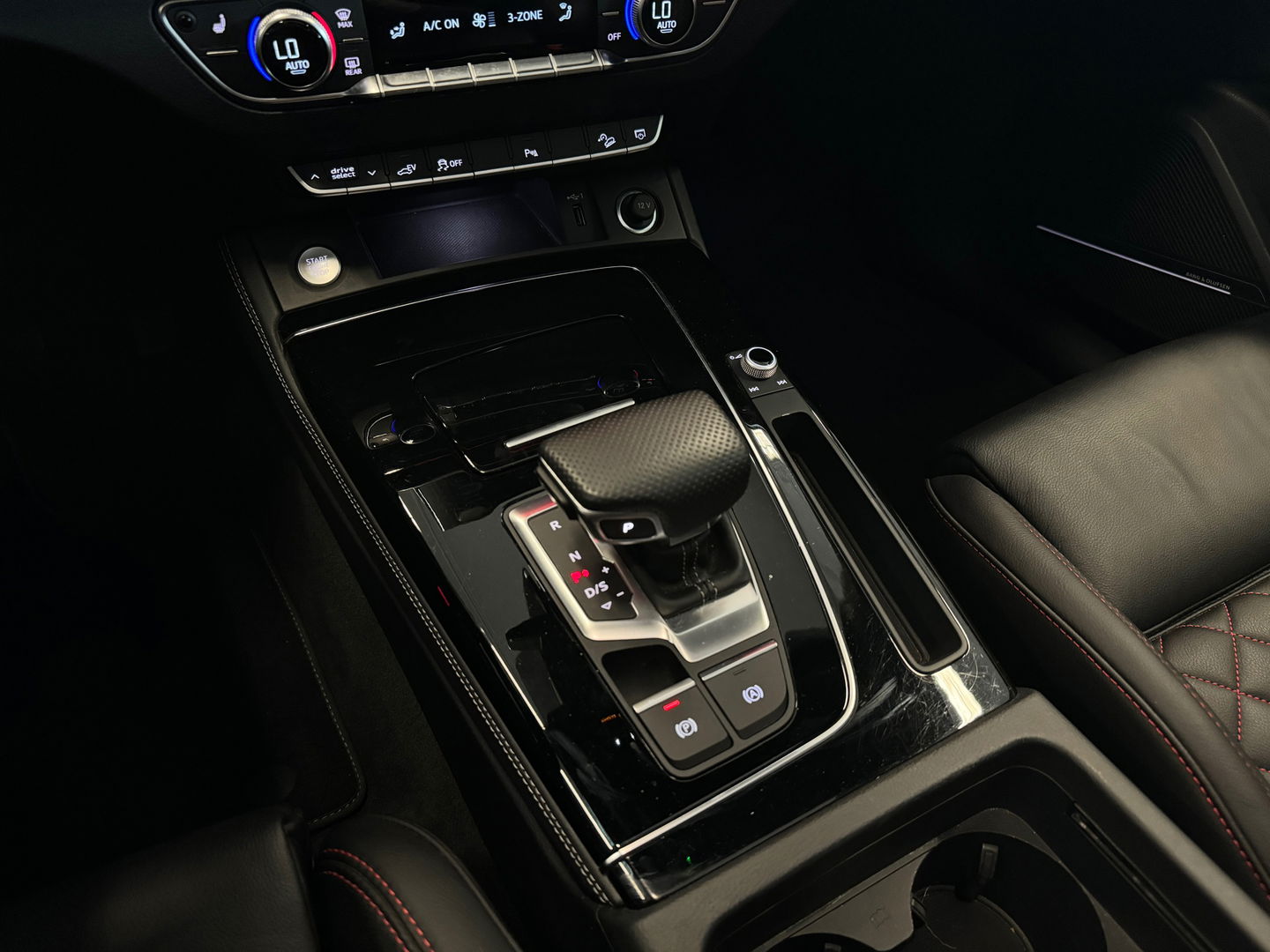 Audi Q5 55 TFSI e S-Line|Pano|RS Seat|HuD|B&O|Trekhaak|Lucht