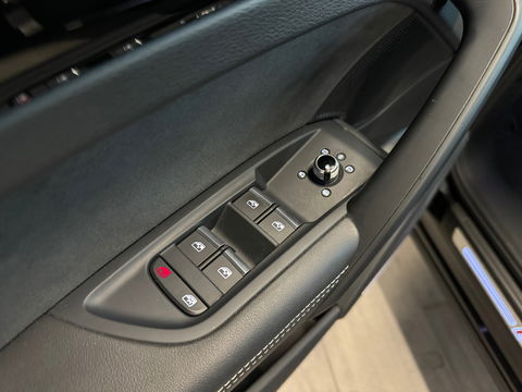 Audi Q5 55 TFSI e S-Line|Pano|RS Seat|HuD|B&O|Trekhaak|Lucht