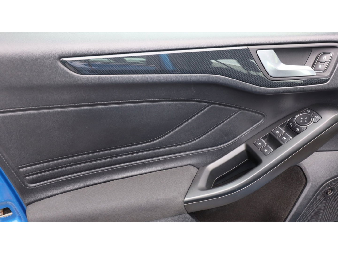 Ford Focus 1.0 EcoB. ST L. Bns | ST line | Led | Media | Echt mooi
