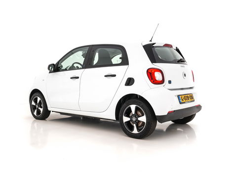 Smart Forfour EQ Business Solution Cool&Audio Pack 18 kWh [ 3-Fase ] (INCL-BTW) *FULL-LEATHER | AIRCO | DAB | CRUISE | COMFORT-SEATS | 15''ALU*