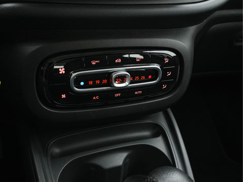 Smart Forfour EQ Business Solution Cool&Audio Pack 18 kWh [ 3-Fase ] (INCL-BTW) *FULL-LEATHER | AIRCO | DAB | CRUISE | COMFORT-SEATS | 15''ALU*