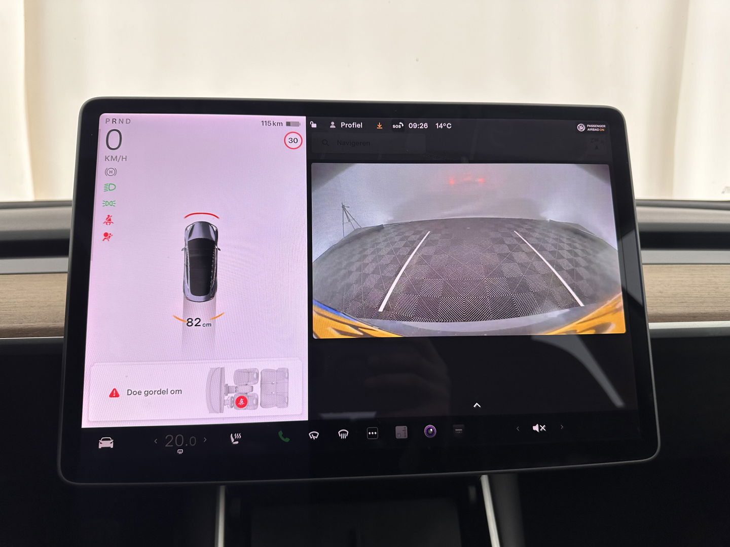 Tesla Model 3 Standard RWD Plus 60 kWh [ 3-Fase ] (INCL-BTW) Aut. *PANO | AUTO-PILOT | NAPPA-LEATHER | KEYLESS | FULL-LED | MEMORY-PACK | SURROUND-VIEW | DAB | CARPLAY | DIGI-COCKPIT | LANE-ASSIST | HEATED-COMFORT-SEATS | 19"ALU*