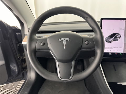 Tesla Model 3 Standard RWD Plus 60 kWh [ 3-Fase ] (INCL-BTW) Aut. *PANO | AUTO-PILOT | NAPPA-LEATHER | KEYLESS | FULL-LED | MEMORY-PACK | SURROUND-VIEW | DAB | CARPLAY | DIGI-COCKPIT | LANE-ASSIST | HEATED-COMFORT-SEATS | 19"ALU*