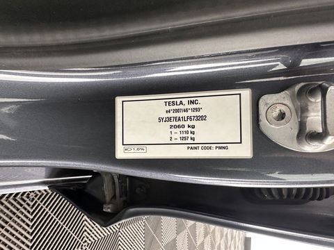 Tesla Model 3 Standard RWD Plus 60 kWh [ 3-Fase ] (INCL-BTW) Aut. *PANO | AUTO-PILOT | NAPPA-LEATHER | KEYLESS | FULL-LED | MEMORY-PACK | SURROUND-VIEW | DAB | CARPLAY | DIGI-COCKPIT | LANE-ASSIST | HEATED-COMFORT-SEATS | 19"ALU*