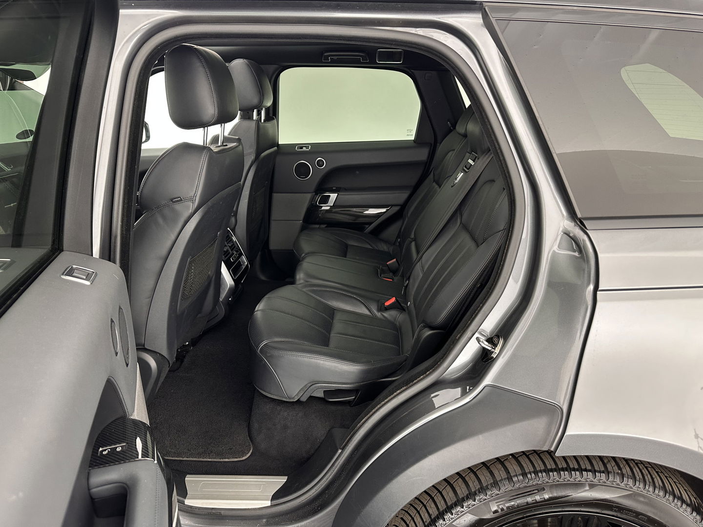 Land Rover Range Rover Sport 3.0 TDV6 HSE Dynamic Aut. *PANO | OXFORD-FULL-LEATHER | BI-XENON | NAVI-FULLMAP | MERIDIAN-AUDIO | CAMERA | AIR-SUSPENSION | MEMORY-PACK | KEYLESS | HEATED/COOLED-COMFORT-SEATS | TOWBAR | 21''ALU*