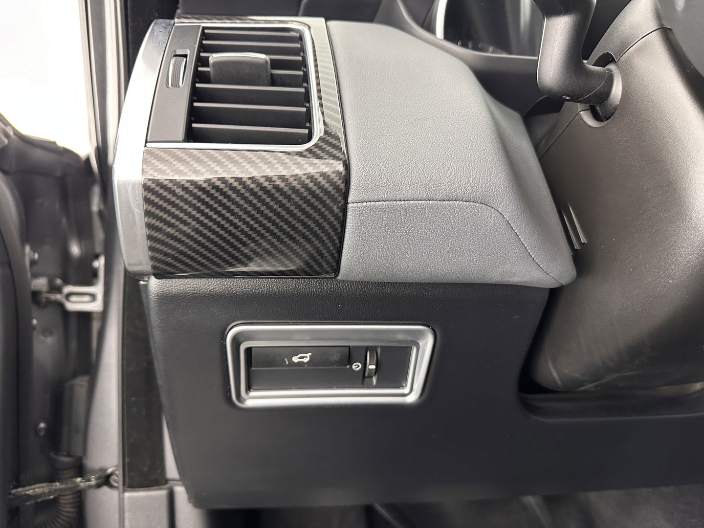 Land Rover Range Rover Sport 3.0 TDV6 HSE Dynamic Aut. *PANO | OXFORD-FULL-LEATHER | BI-XENON | NAVI-FULLMAP | MERIDIAN-AUDIO | CAMERA | AIR-SUSPENSION | MEMORY-PACK | KEYLESS | HEATED/COOLED-COMFORT-SEATS | TOWBAR | 21''ALU*