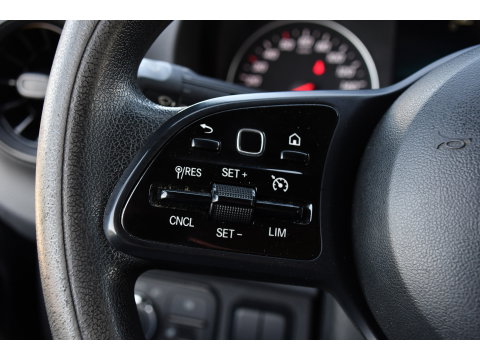 Mercedes-Benz Sprinter V6 319 3.0 CDI L2H2 PB Edition Camera, Cruise, Carplay, Stoelverwarming, Multimedia, LED, Automaat, Standkache, UNIEK!