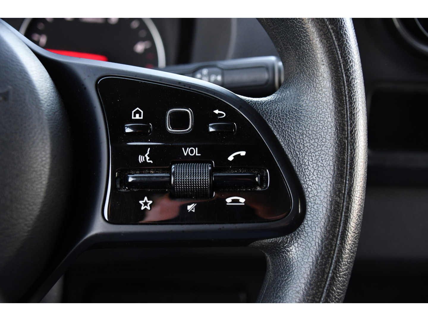 Mercedes-Benz Sprinter V6 319 3.0 CDI L2H2 PB Edition Camera, Cruise, Carplay, Stoelverwarming, Multimedia, LED, Automaat, Standkache, UNIEK!