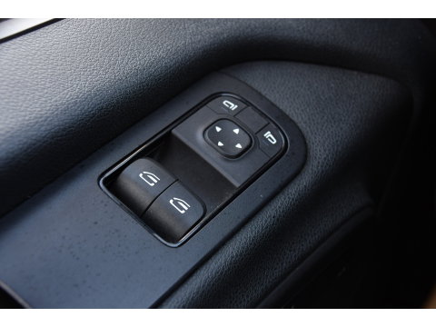 Mercedes-Benz Sprinter V6 319 3.0 CDI L2H2 PB Edition Camera, Cruise, Carplay, Stoelverwarming, Multimedia, LED, Automaat, Standkache, UNIEK!