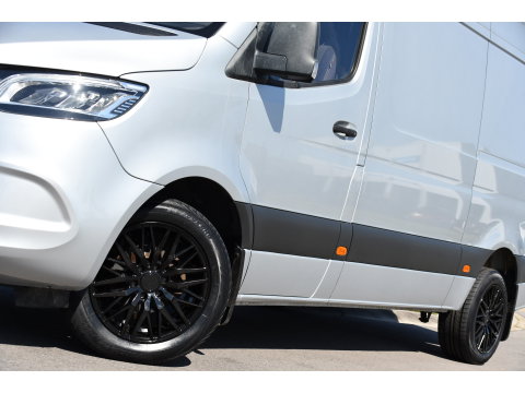 Mercedes-Benz Sprinter V6 319 3.0 CDI L2H2 PB Edition Camera, Cruise, Carplay, Stoelverwarming, Multimedia, LED, Automaat, Standkache, UNIEK!