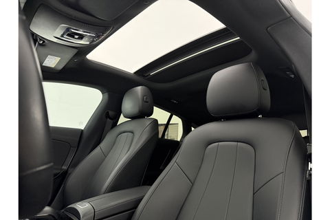 Mercedes-Benz CLA-Klasse 180 AMG Pano Sfeer Camera Carplay Virtual LED Trekhaak Cruise Navi Clima PDC Memory-Seats 18"LMV