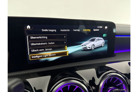 Mercedes-Benz CLA-Klasse 180 AMG Pano Sfeer Camera Carplay Virtual LED Trekhaak Cruise Navi Clima PDC Memory-Seats 18"LMV