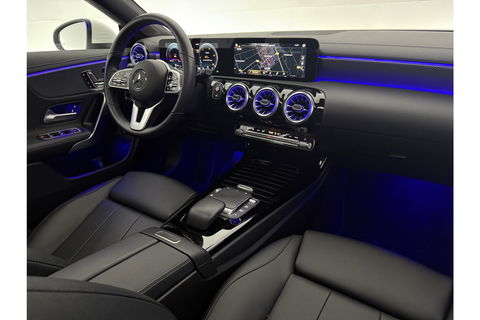 Mercedes-Benz CLA-Klasse 180 AMG Pano Sfeer Camera Carplay Virtual LED Trekhaak Cruise Navi Clima PDC Memory-Seats 18"LMV